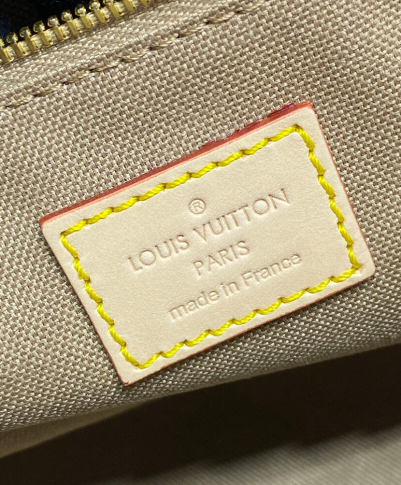 Louis Vuitton OnTheGo PM M24533 Cream